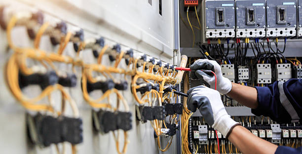 Professional Electrician technician working in Eagle, ID